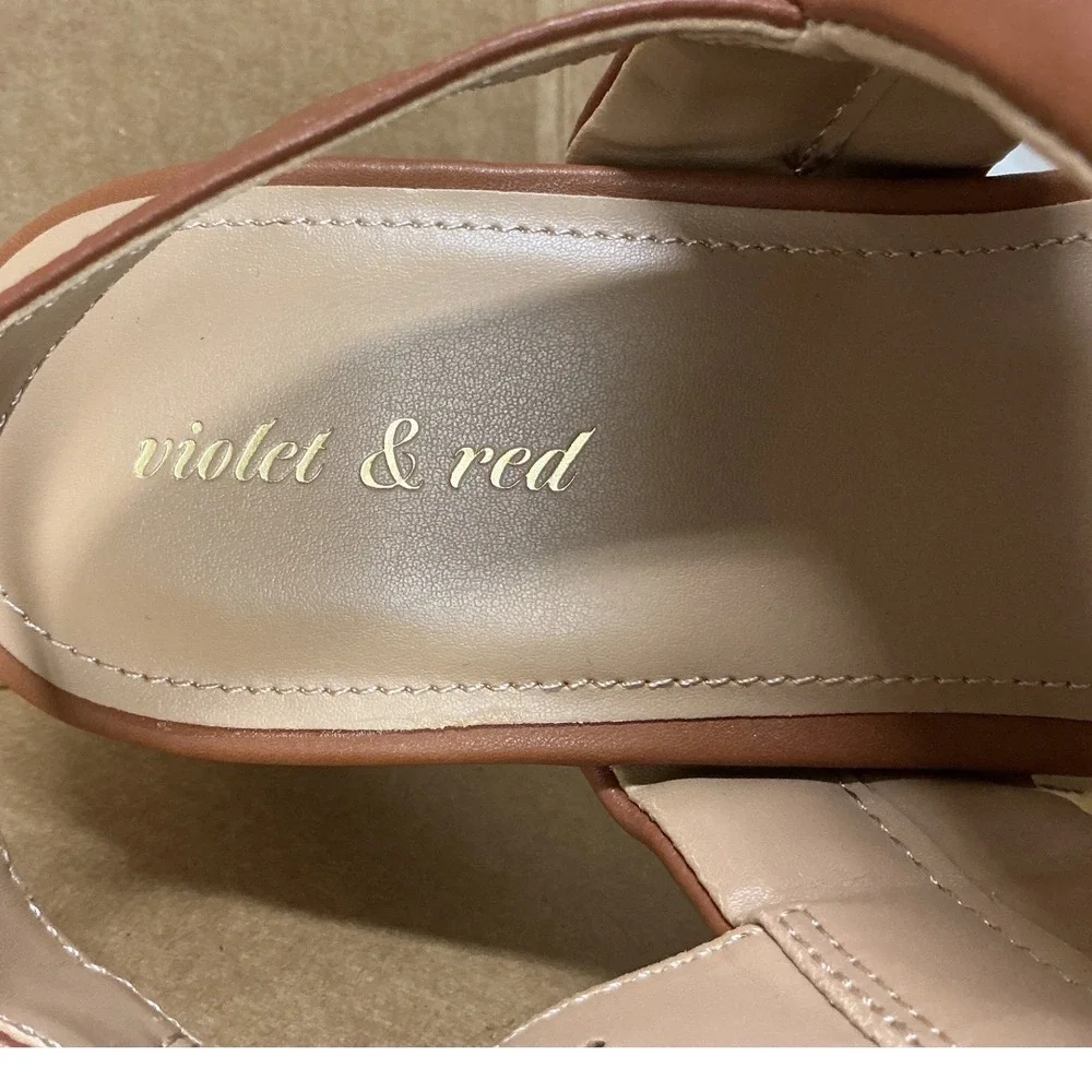 Violet & Red Casey Tan Leather Padded Double Strap Platform Wedge Sandals 9M